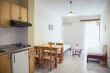 מלון דירות Domenica העיירה רתימנו